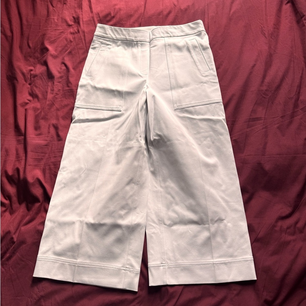 NWOT Spanx On-the-Go Cropped Wide Leg Pants White Size Large - Picture 2 of 4